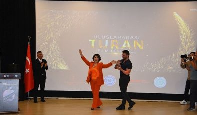 Türk Dünyası Sineması İzmir’de Ege Üniversitesi ev sahipliğinde bir araya geldi