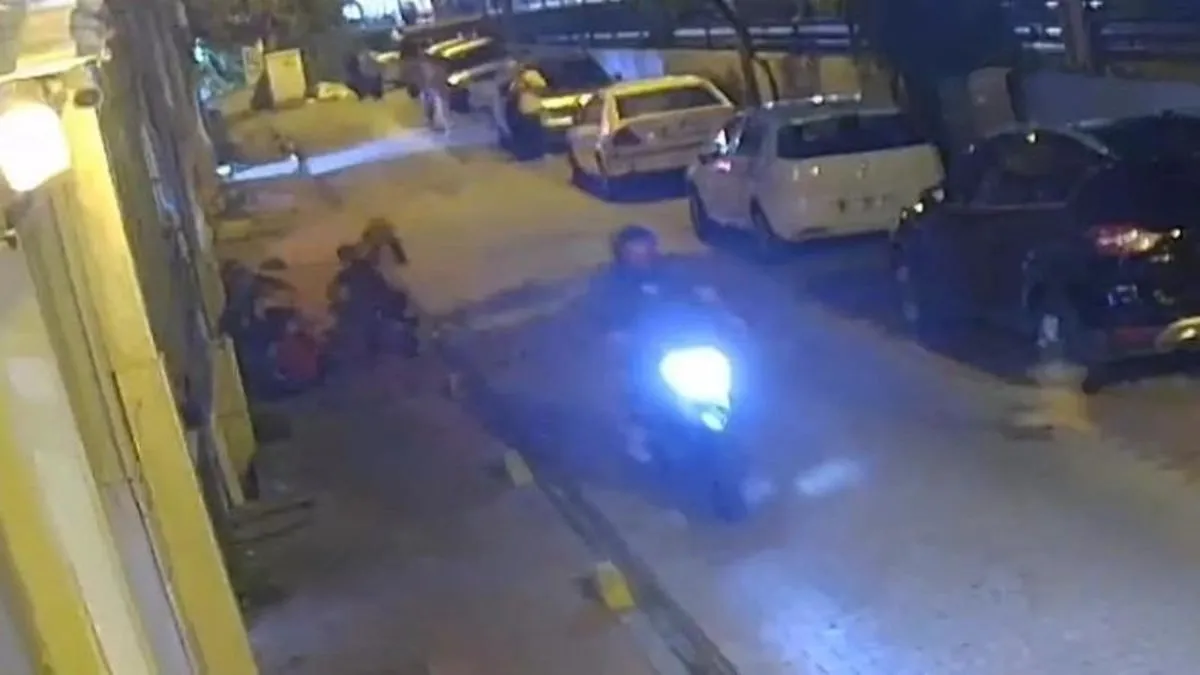 Fatih’te motosikletin çarptığı 2 yaşındaki çocuk öldü, sürücü kaçtı
