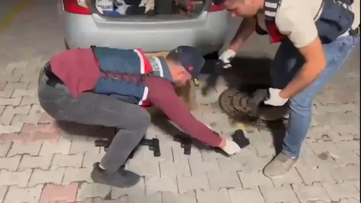 Vatandaş güvenliği için büyük adım: 2 bin 511 ruhsatsız silah ele geçirildi