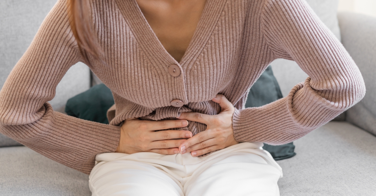 Yemekten sonra göğüste yanma fıtık habercisi olabilir!