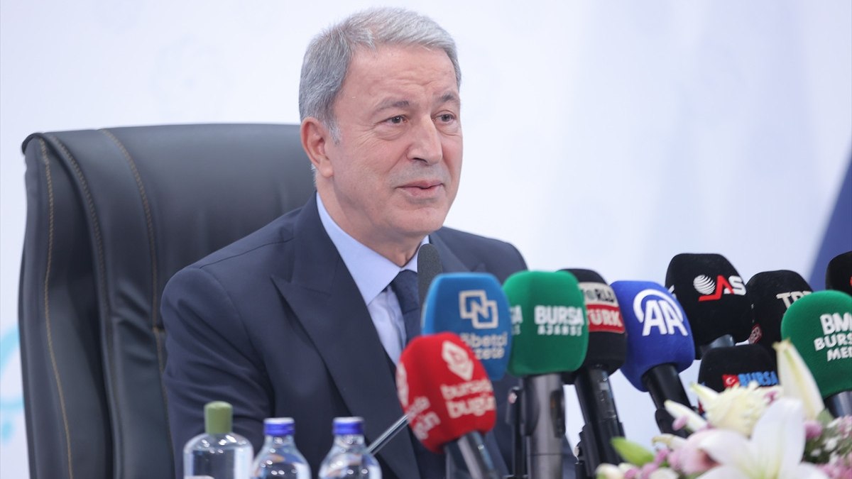 Hulusi Akar’dan dikkat çeken ifadeler: 3. Dünya Savaşı ortamına girdik