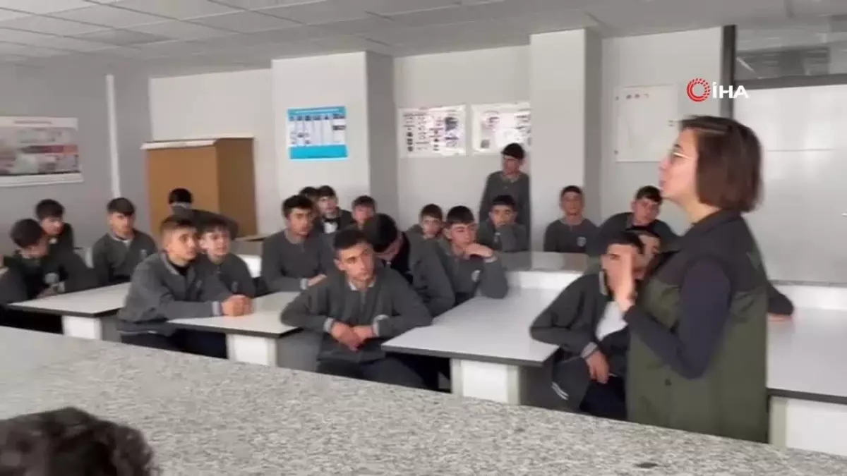 Yüksekova’da Öğrencilere Tarım Eğitimi