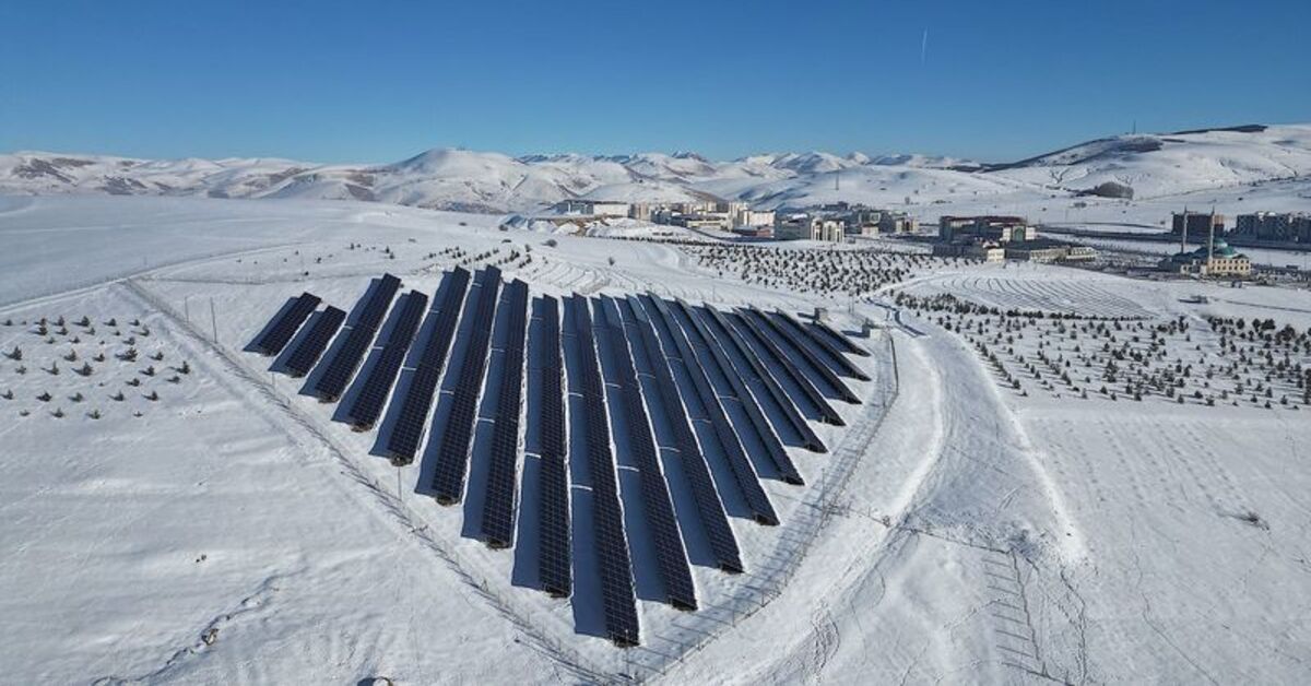 Bayburt Üniversitesi 8 yıldır güneş enerjisiyle aydınlanıyor