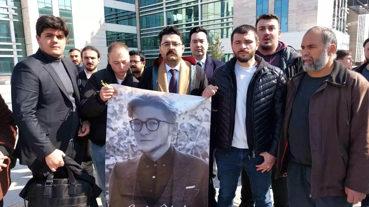 Samsun’da Kırmızı Işık İhlaliyle Gerçekleşen Kazada Yargılama Başladı