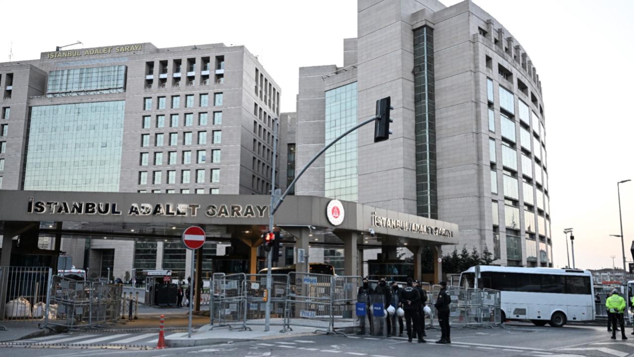 Vaniköy villalarındaki kaçak yapılar için “rüşvet” iddiası